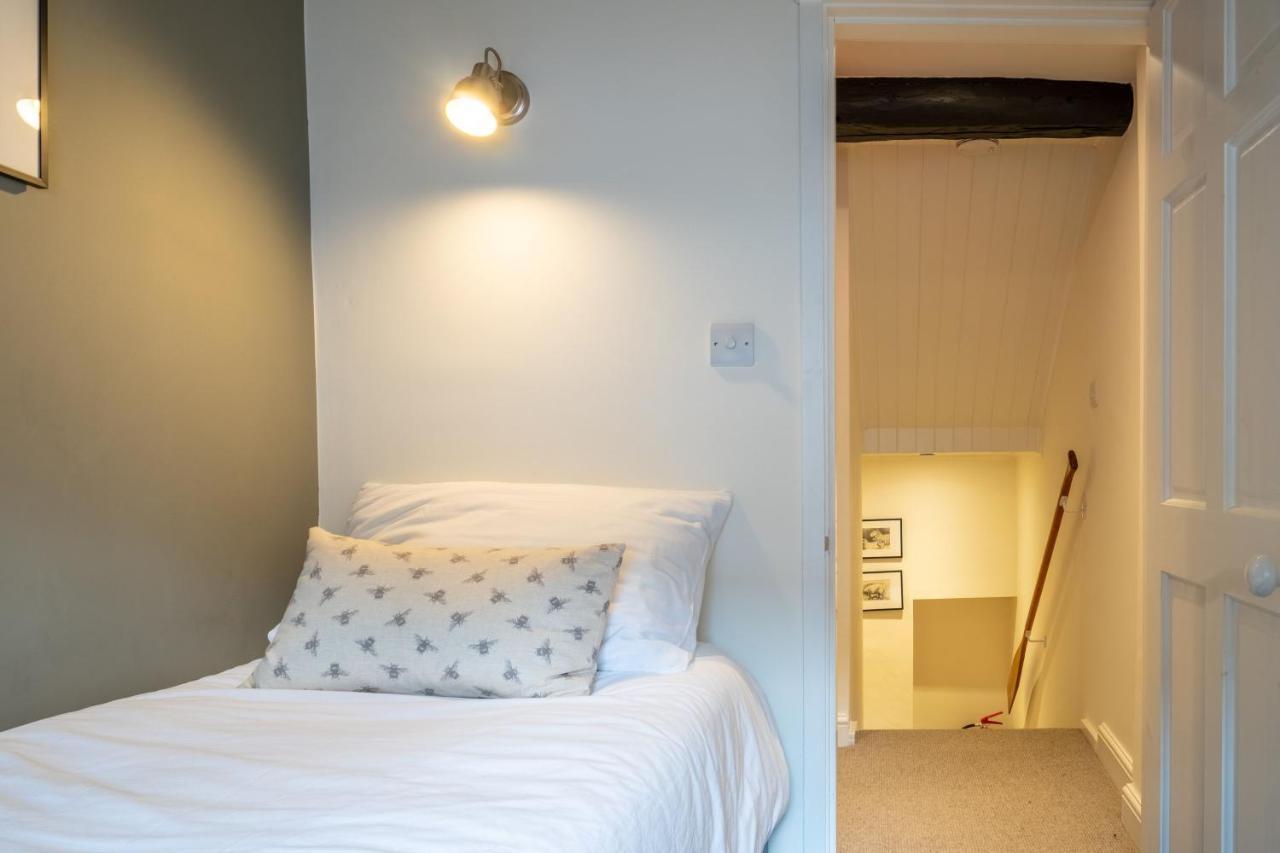 Low Nook Cottage - Gorgeous Decor 布劳顿弗内斯 外观 照片